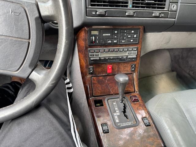 1991 Mercedes-Benz 300 (CC-2107477) for sale in SOUTHFIELD, Michigan