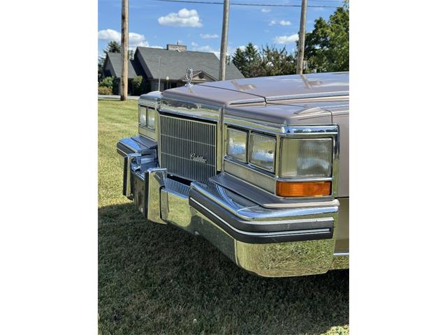 1983 Cadillac Brougham (CC-2107584) for sale in Saratoga Springs, New York
