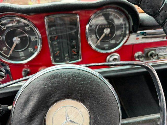 1966 Mercedes-Benz 230SL (CC-2107597) for sale in Cadillac, Michigan