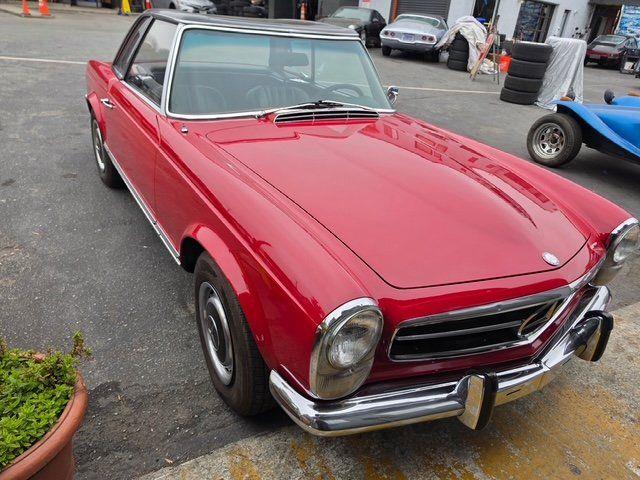 1966 Mercedes-Benz 230SL (CC-2107597) for sale in Cadillac, Michigan