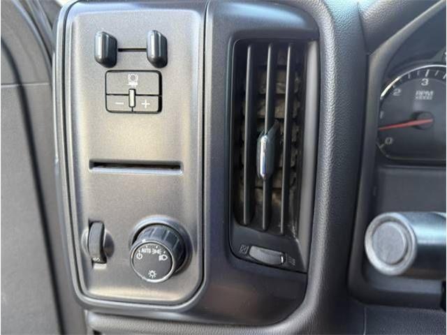 2017 Chevrolet Silverado (CC-2107658) for sale in Cadillac, Michigan