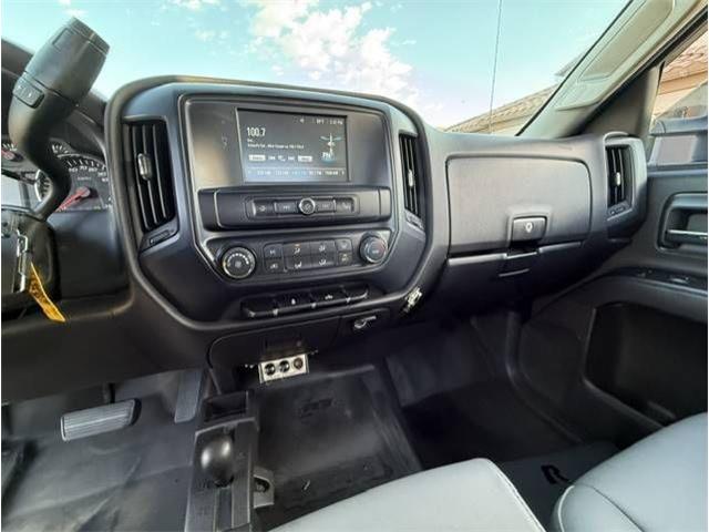 2017 Chevrolet Silverado (CC-2107658) for sale in Cadillac, Michigan