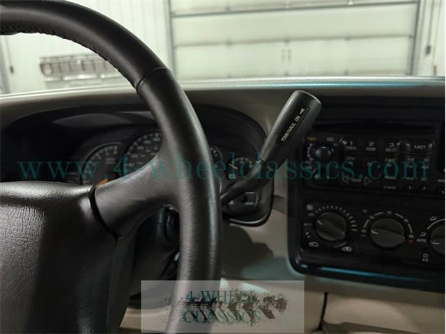 2001 Chevrolet Tahoe (CC-2107804) for sale in Holland , Michigan