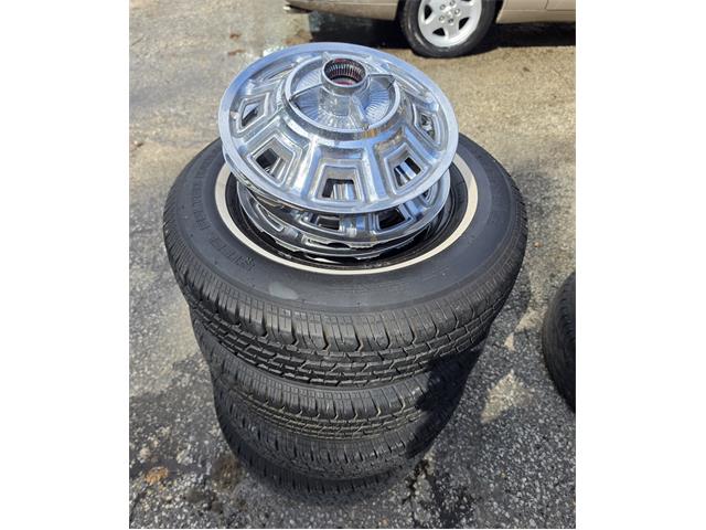 1966 Ford Fairlane 500 XL (CC-2107829) for sale in hopedale, Massachusetts