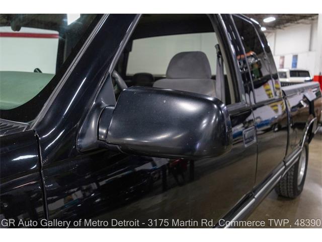 1997 GMC Sierra 1500 (CC-2107896) for sale in Kentwood, Michigan