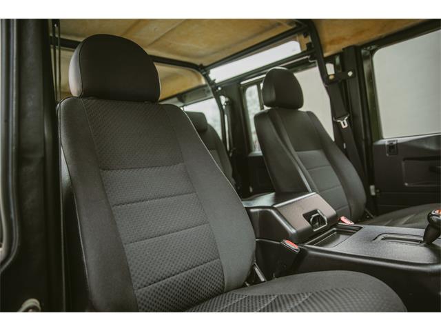 1986 Land Rover Defender 110 (CC-2107921) for sale in Grand Rapids, Michigan