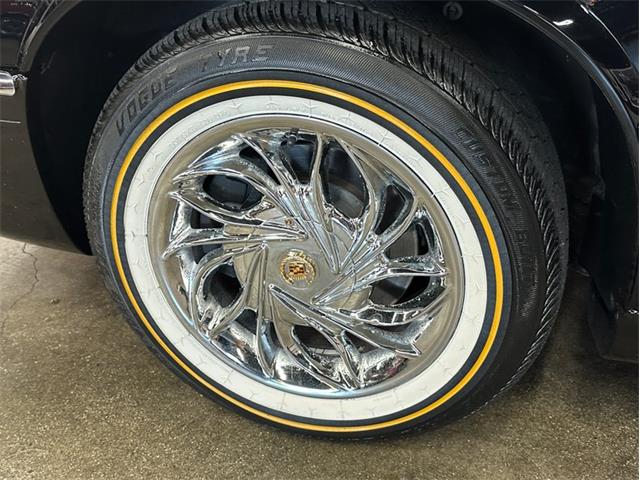 2002 Cadillac Eldorado (CC-2108086) for sale in West Babylon, New York