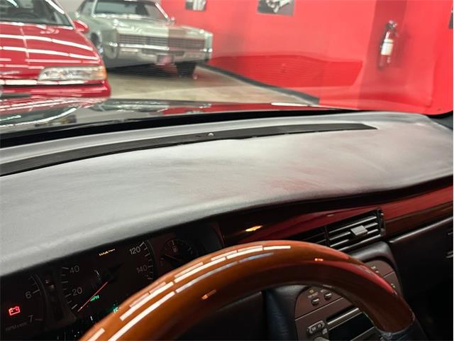 2002 Cadillac Eldorado (CC-2108086) for sale in West Babylon, New York