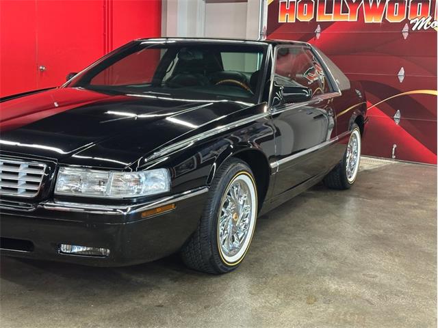 2002 Cadillac Eldorado (CC-2108086) for sale in West Babylon, New York