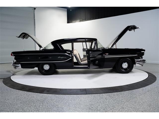 1958 Pontiac Chieftain (CC-2108235) for sale in Madisonville, Texas