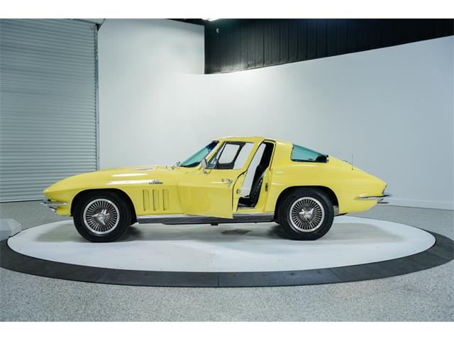 1966 Chevrolet Corvette (CC-2108244) for sale in Madisonville, Texas