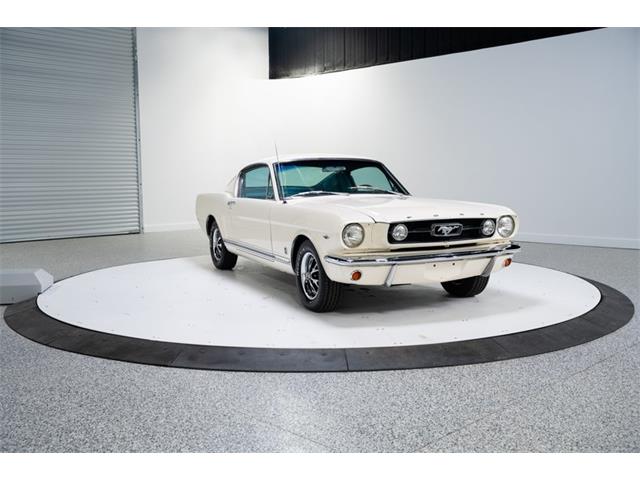 1966 Ford Mustang Fastback (CC-2108260) for sale in Madisonville, Texas
