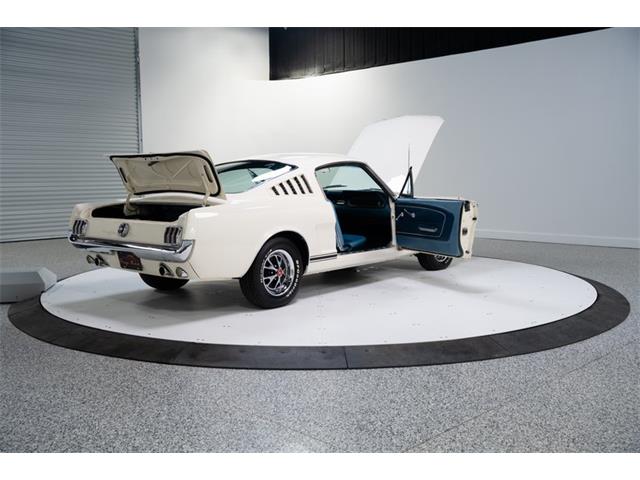 1966 Ford Mustang Fastback (CC-2108260) for sale in Madisonville, Texas