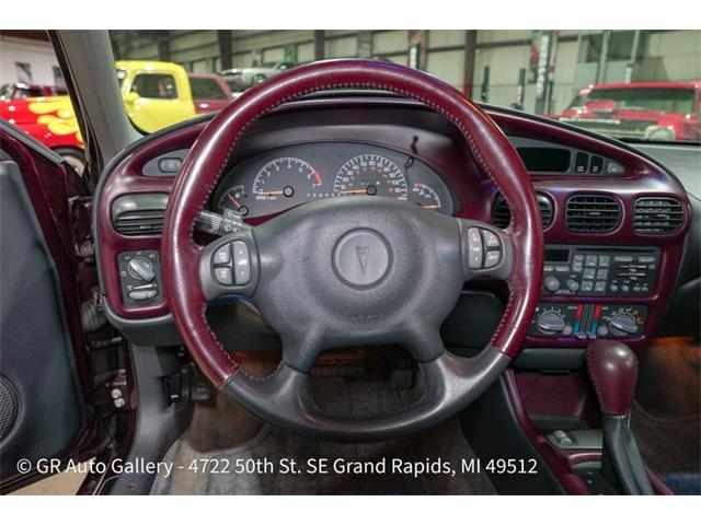 2002 Pontiac Grand Prix (CC-2108300) for sale in Kentwood, Michigan