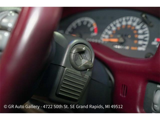 2002 Pontiac Grand Prix (CC-2108300) for sale in Kentwood, Michigan