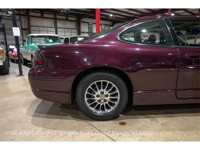 2002 Pontiac Grand Prix (CC-2108300) for sale in Kentwood, Michigan