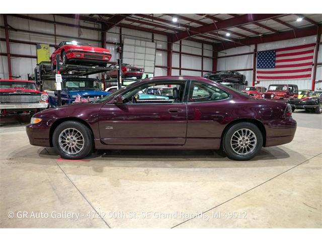 2002 Pontiac Grand Prix (CC-2108300) for sale in Kentwood, Michigan