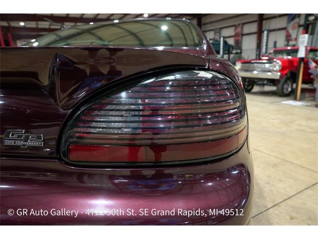 2002 Pontiac Grand Prix (CC-2108300) for sale in Kentwood, Michigan