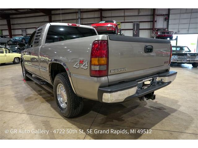 2001 GMC Sierra (CC-2108312) for sale in Kentwood, Michigan