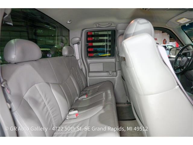 2001 GMC Sierra (CC-2108312) for sale in Kentwood, Michigan