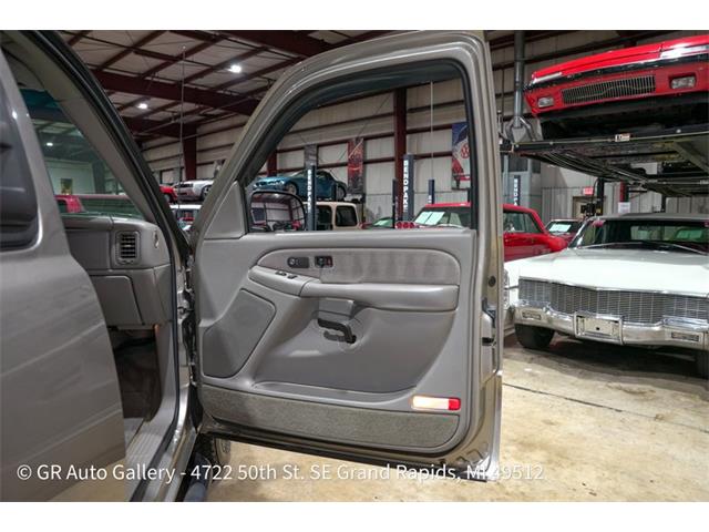 2001 GMC Sierra (CC-2108312) for sale in Kentwood, Michigan