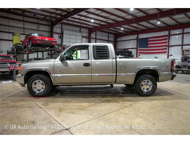 2001 GMC Sierra (CC-2108312) for sale in Kentwood, Michigan