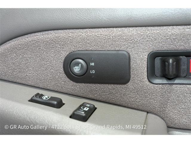 2001 GMC Sierra (CC-2108312) for sale in Kentwood, Michigan