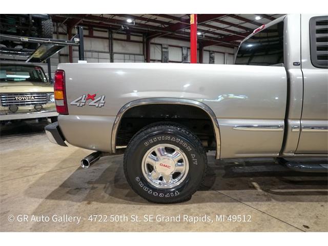 2001 GMC Sierra (CC-2108312) for sale in Kentwood, Michigan