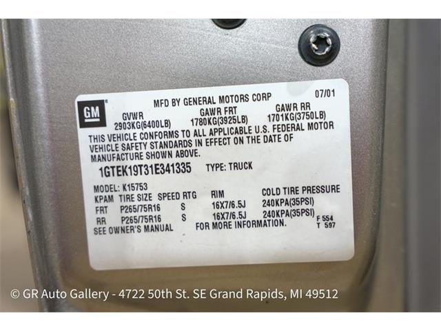 2001 GMC Sierra (CC-2108312) for sale in Kentwood, Michigan