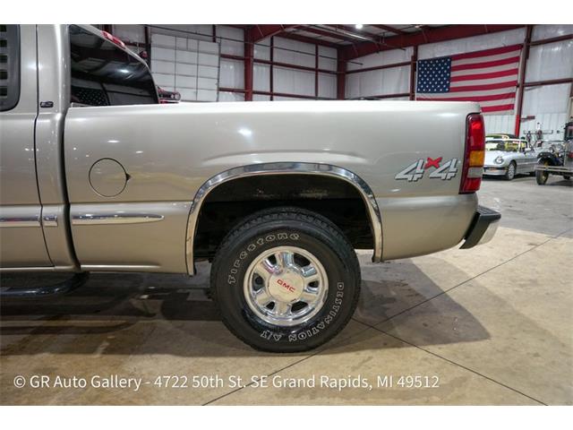 2001 GMC Sierra (CC-2108312) for sale in Kentwood, Michigan