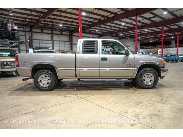 2001 GMC Sierra (CC-2108312) for sale in Kentwood, Michigan