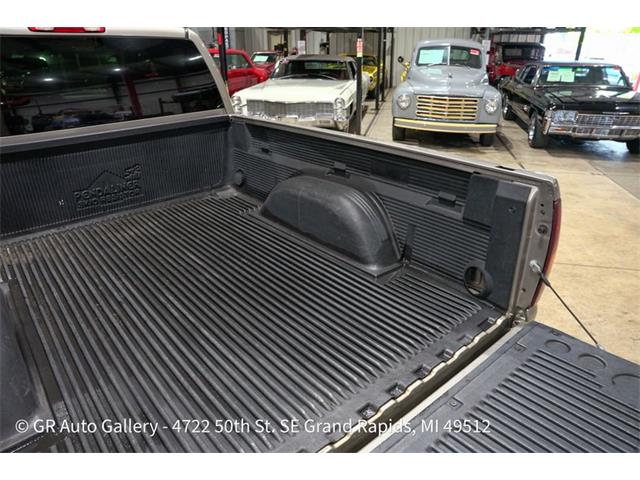 2001 GMC Sierra (CC-2108312) for sale in Kentwood, Michigan