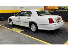 2001 Lincoln Town Car (CC-2108354) for sale in Mankato, Minnesota