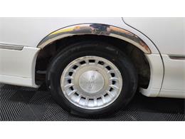 2001 Lincoln Town Car (CC-2108354) for sale in Mankato, Minnesota