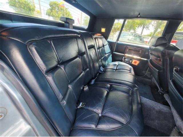 1986 Cadillac Fleetwood (CC-2108392) for sale in Cadillac, Michigan