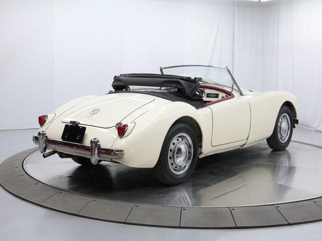 1961 MG MGB (CC-2108443) for sale in Christiansburg, Virginia