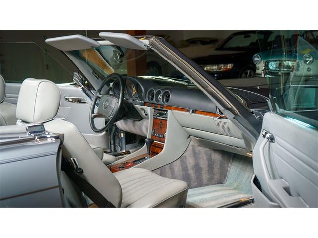 1987 Mercedes-Benz 560 (CC-2108458) for sale in Newport, Rhode Island
