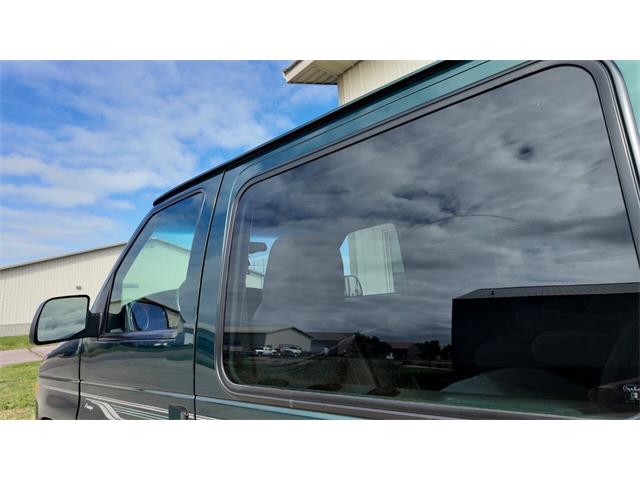 2001 Ford E-Series (CC-2108537) for sale in Sioux Falls, South Dakota