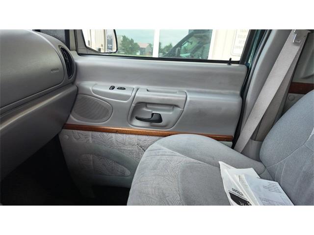 2001 Ford E-Series (CC-2108537) for sale in Sioux Falls, South Dakota