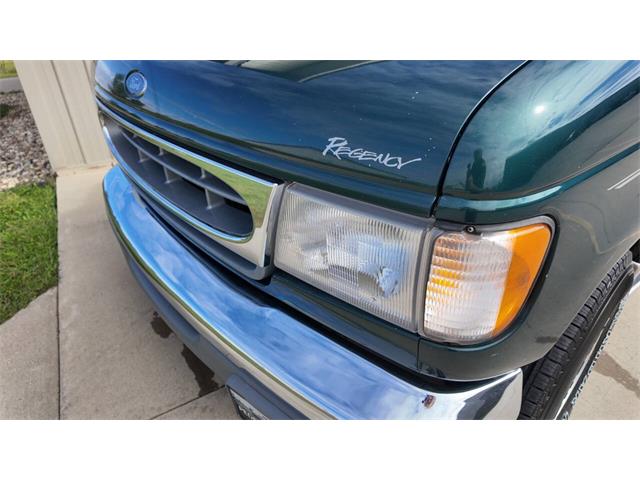 2001 Ford E-Series (CC-2108537) for sale in Sioux Falls, South Dakota