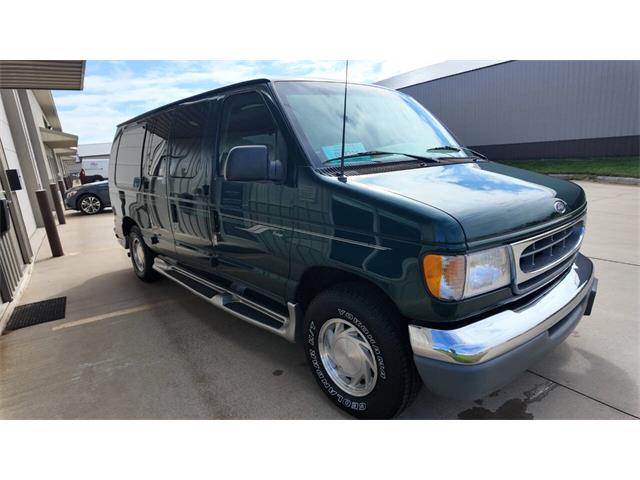 2001 Ford E-Series (CC-2108537) for sale in Sioux Falls, South Dakota