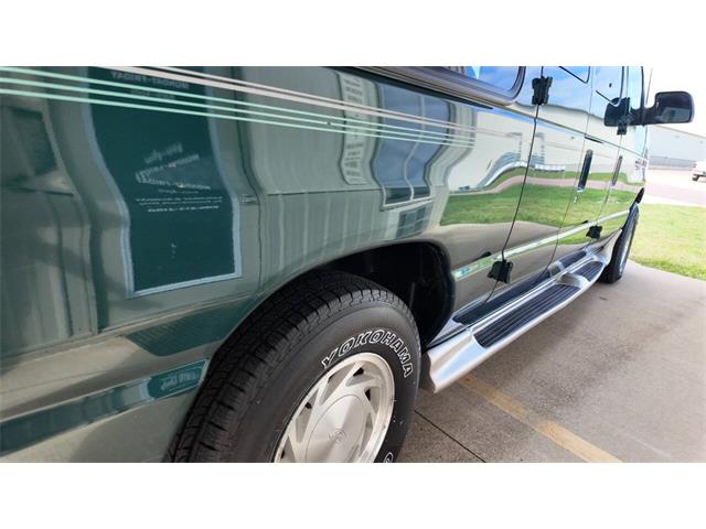 2001 Ford E-Series (CC-2108537) for sale in Sioux Falls, South Dakota
