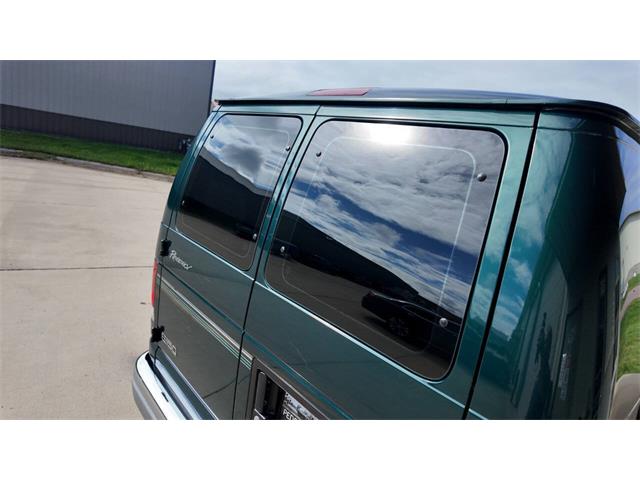 2001 Ford E-Series (CC-2108537) for sale in Sioux Falls, South Dakota