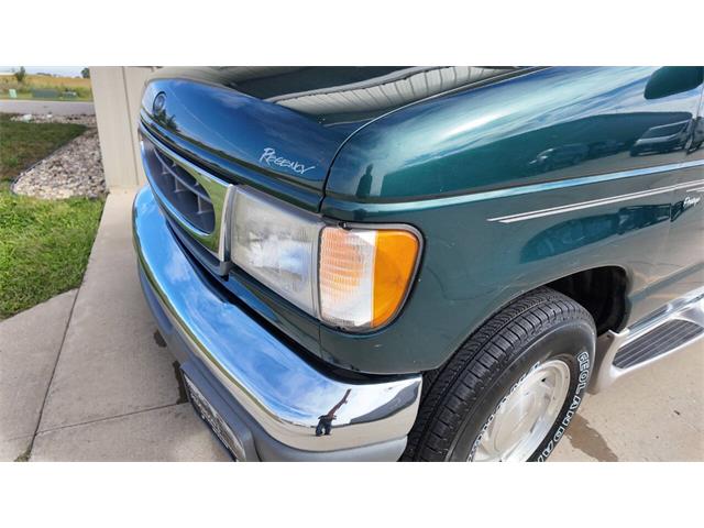 2001 Ford E-Series (CC-2108537) for sale in Sioux Falls, South Dakota