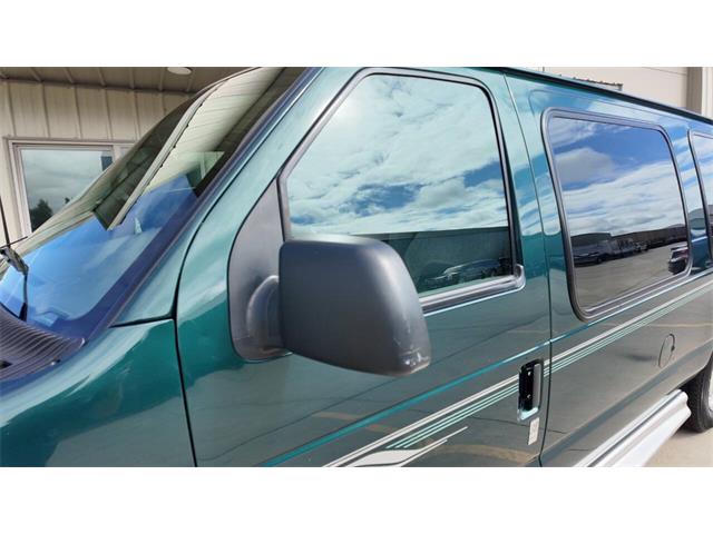 2001 Ford E-Series (CC-2108537) for sale in Sioux Falls, South Dakota