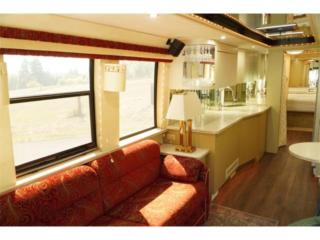 1997 Prevost Country Coach (CC-2108608) for sale in Portland, Oregon