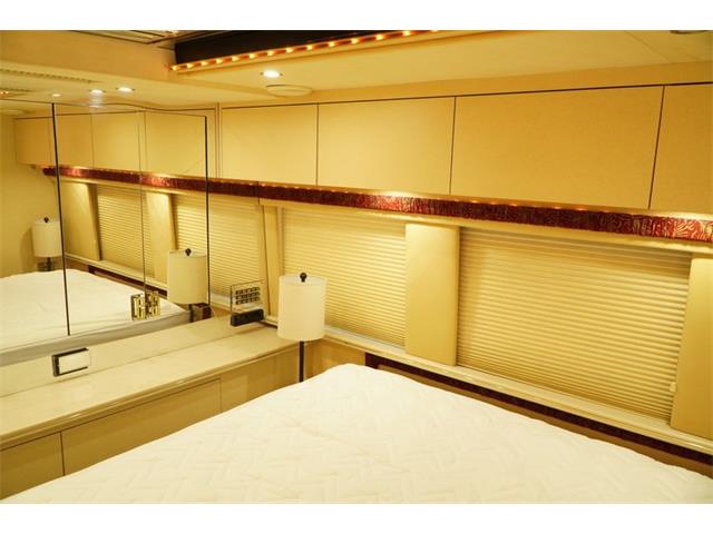1997 Prevost Country Coach (CC-2108608) for sale in Portland, Oregon