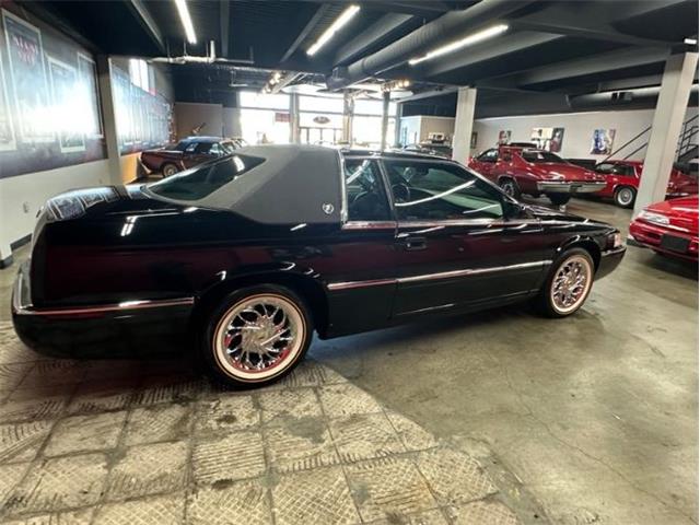 2002 Cadillac Eldorado (CC-2108796) for sale in Cadillac, Michigan