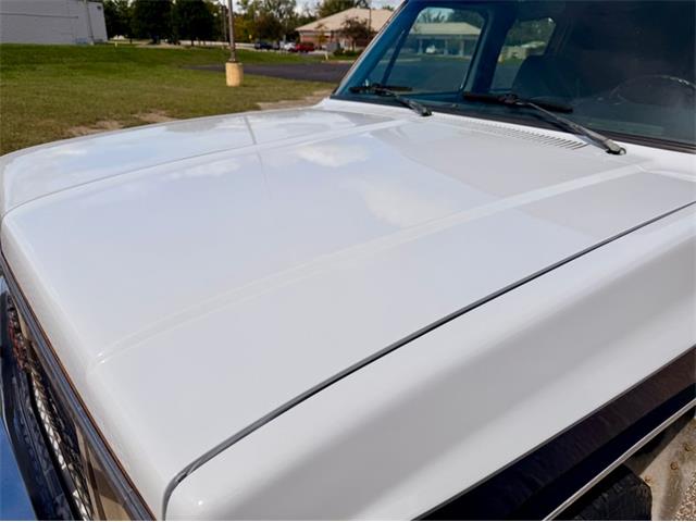 1987 GMC Suburban (CC-2108950) for sale in Fenton, Michigan