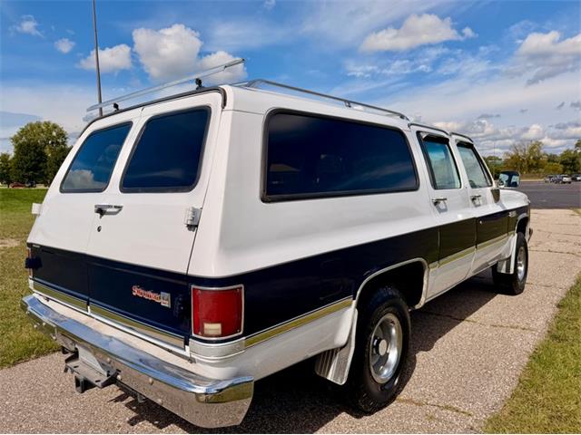 1987 GMC Suburban (CC-2108950) for sale in Fenton, Michigan